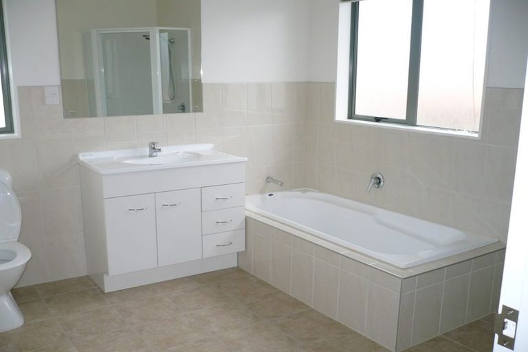 Photo of property in 59b Kayes Road, Pukekohe, 2120