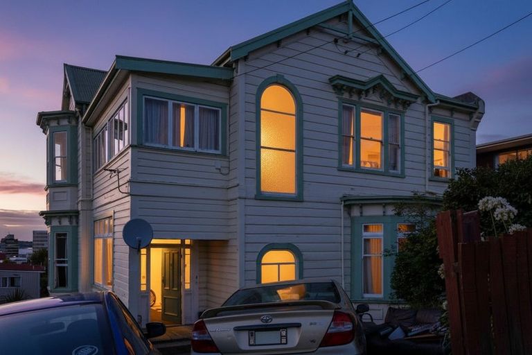 Photo of property in 76 London Street, Dunedin Central, Dunedin, 9016