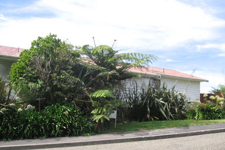 Photo of property in 5 Admiralty Street, Crofton Downs, Wellington, 6035