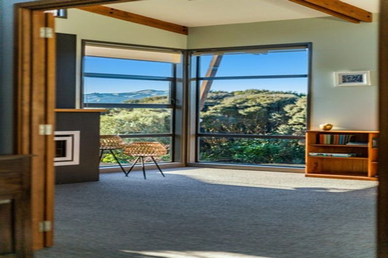 Photo of property in 3 Young Nicks Lane, Whitby, Porirua, 5024