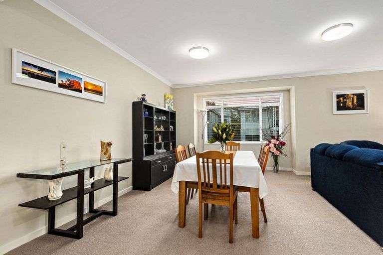 Photo of property in 118 Landmark Terrace, Orewa, 0931