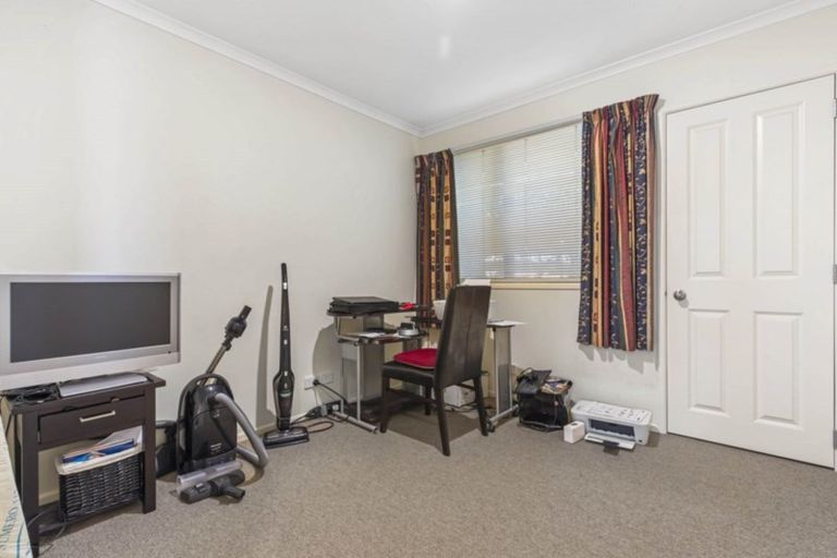 Photo of property in 13 Meachen Terrace, Waiuku, 2123