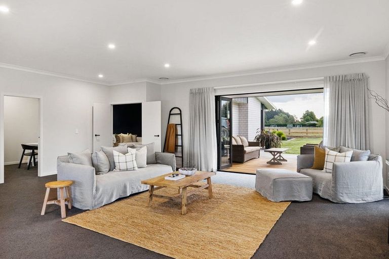 Photo of property in 99 Peake Road, Cambridge, 3493