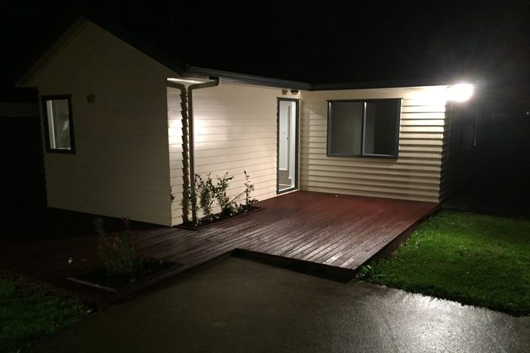 Photo of property in 4 Gossamer Drive, Pakuranga Heights, Auckland, 2010