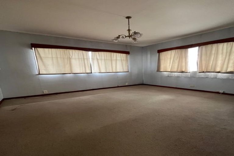 Photo of property in 28 Carruth Road, Papatoetoe, Auckland, 2025