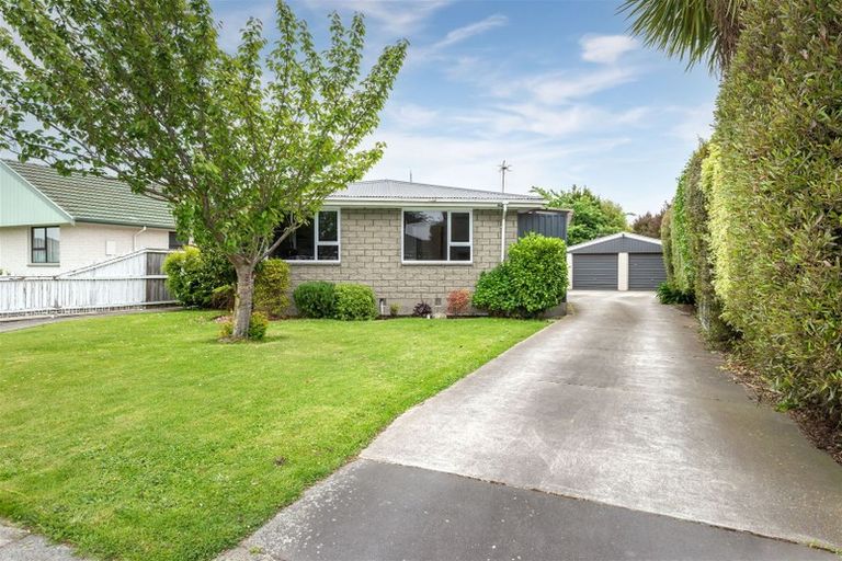 Photo of property in 13 Ruakaka Street, Hornby, Christchurch, 8042