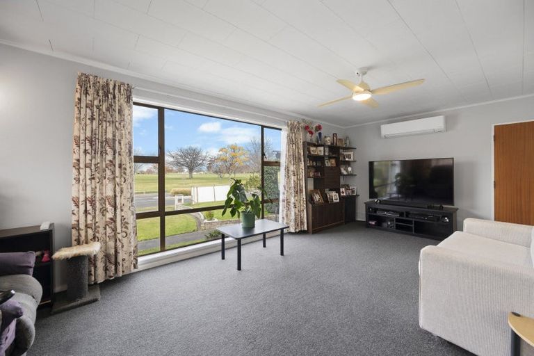 Photo of property in 90 Freyberg Avenue, Tamatea, Napier, 4112