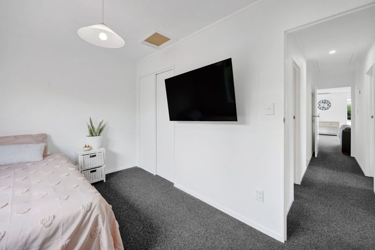 Photo of property in 17 Thames Street, Welbourn, New Plymouth, 4310