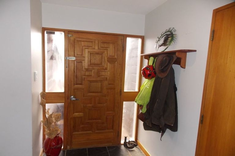 Photo of property in 32 Pioneer Highway, Awapuni, Palmerston North, 4412