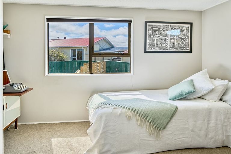 Photo of property in 33 Clipper Street, Titahi Bay, Porirua, 5022