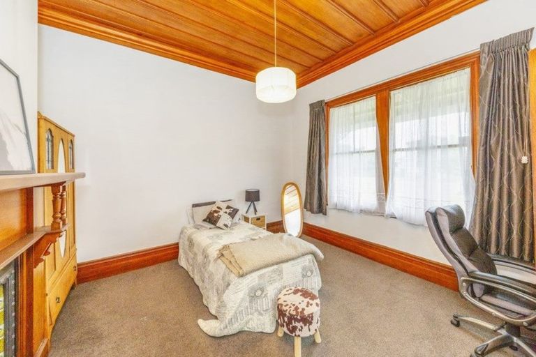 Photo of property in 50 Brightwater Terrace, Terrace End, Palmerston North, 4410
