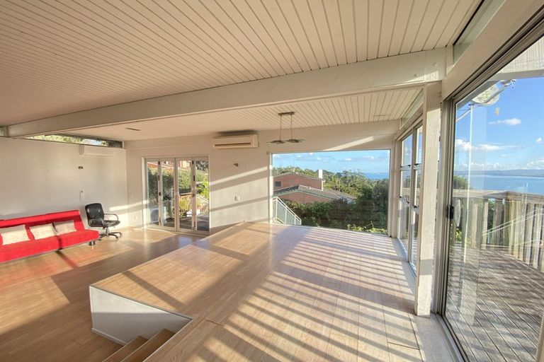 Photo of property in 28 Mayall Avenue, Beach Haven, Auckland, 0626