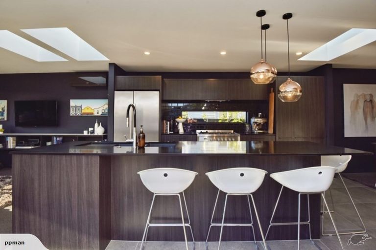 Photo of property in 15 Innes Road, St Albans, Christchurch, 8052