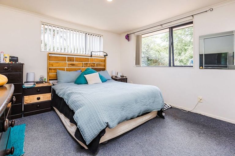Photo of property in 28 Ranch Place, Pukekohe, 2120