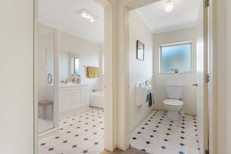 Photo of property in 38 Duke Street, Levin, 5510