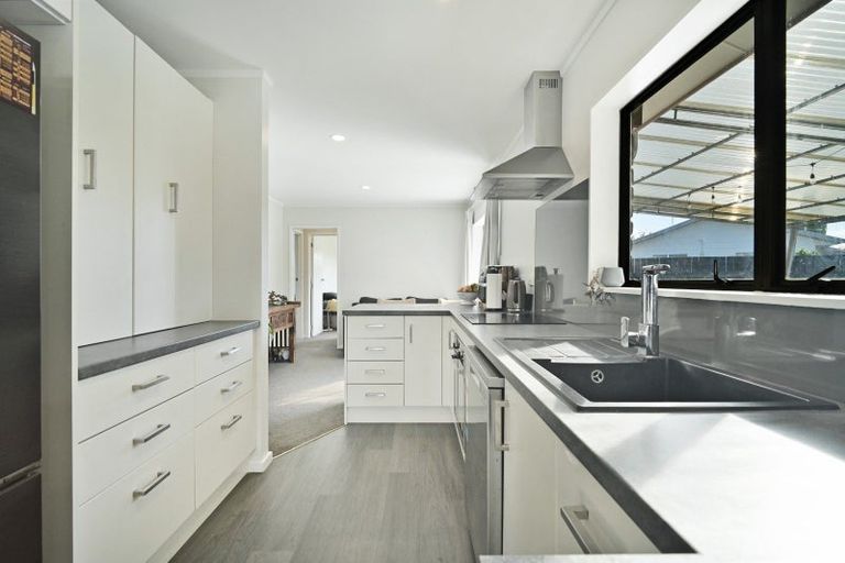 Photo of property in 917 Collinge Road, Mayfair, Hastings, 4122