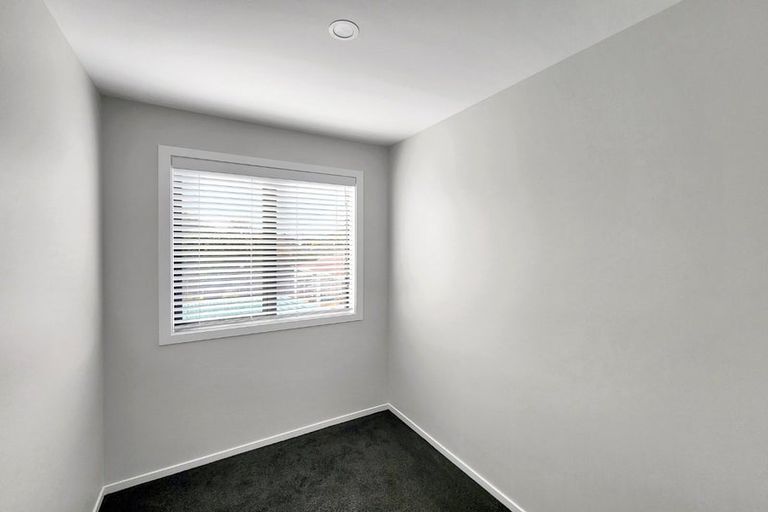 Photo of property in 5 Bathurst Street, Silverstream, Upper Hutt, 5019