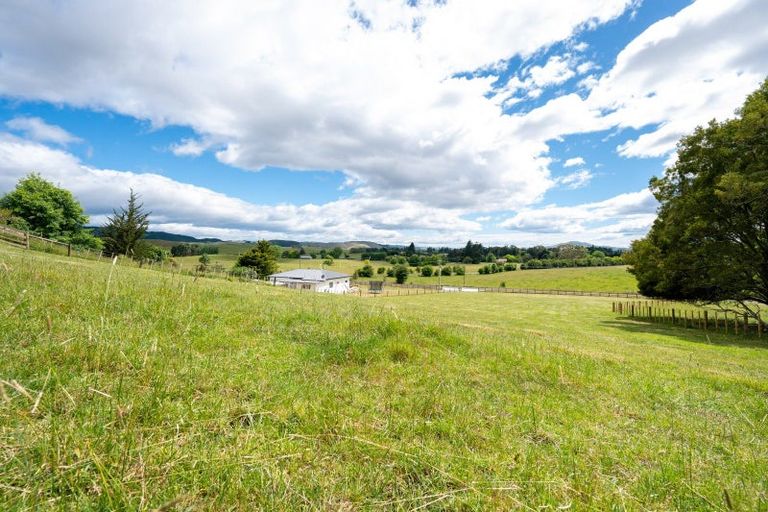 Photo of property in 8 Homewood Road, Waipawa, 4277
