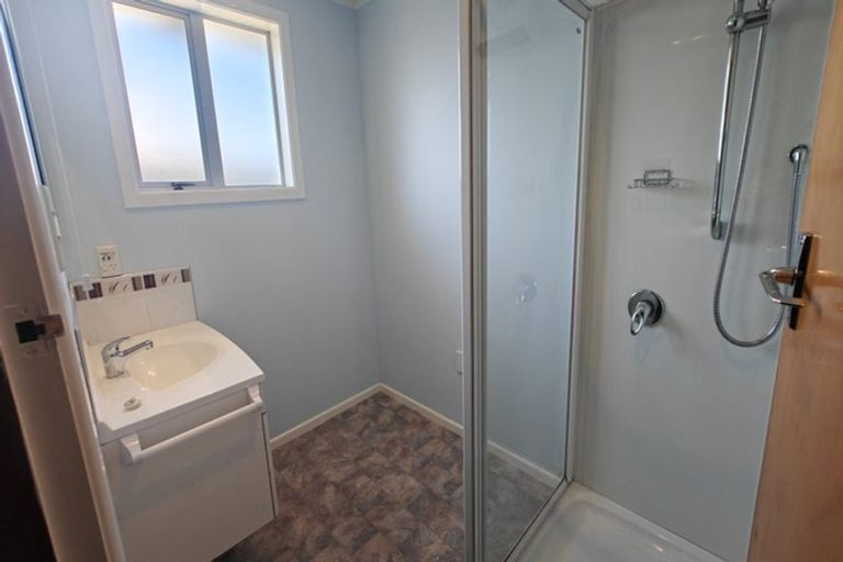 Photo of property in 16 Paisley Street, Kew, Invercargill, 9812