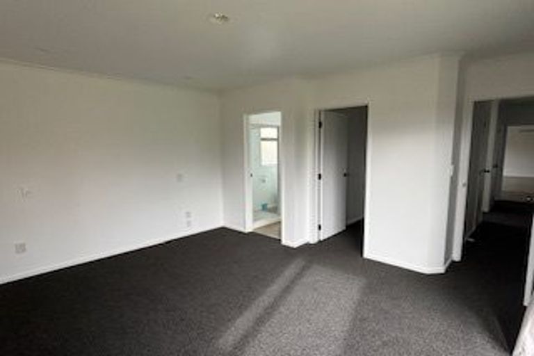 Photo of property in 5 Blythfield Place, Taradale, Napier, 4112