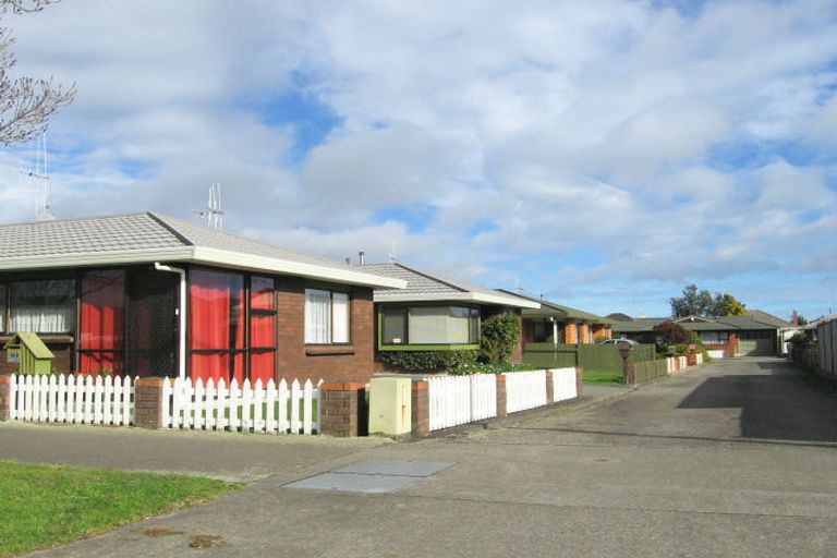 Photo of property in 7 Edgecombe Court, Roslyn, Palmerston North, 4414