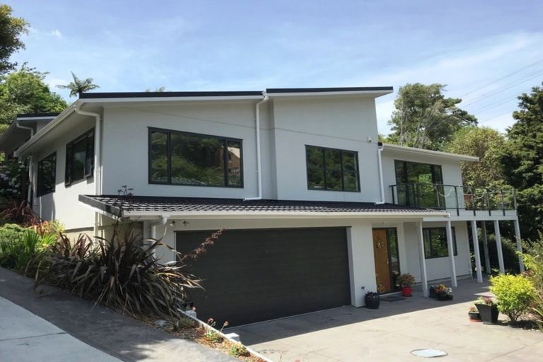 Photo of property in 3 Atahu Grove, Tirohanga, Lower Hutt, 5010