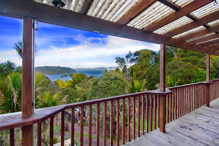 Photo of property in 1258 Huia Road, Huia, Auckland, 0604