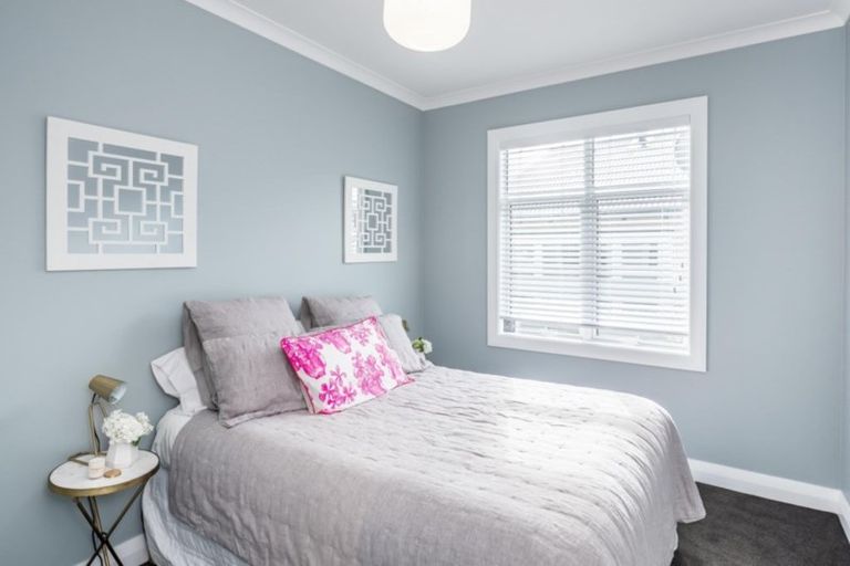 Photo of property in 204 Coutts Street, Rongotai, Wellington, 6022