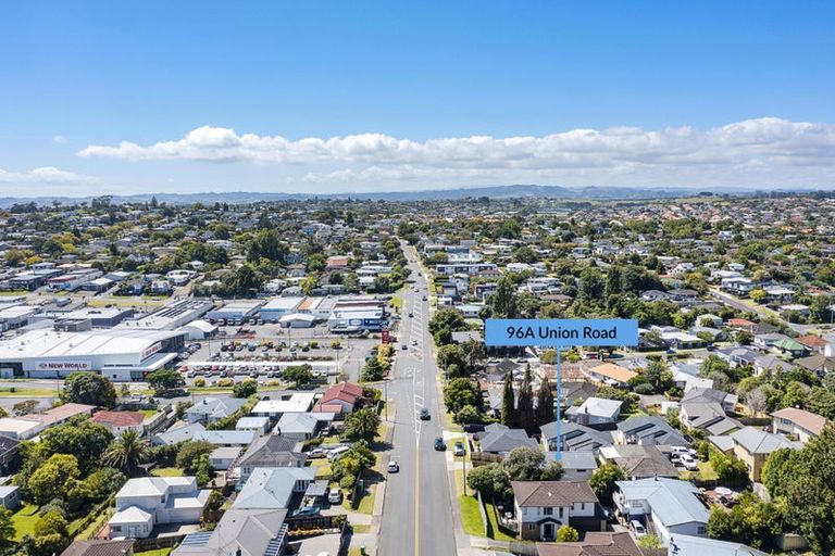 Photo of property in 96a Union Road, Howick, Auckland, 2014