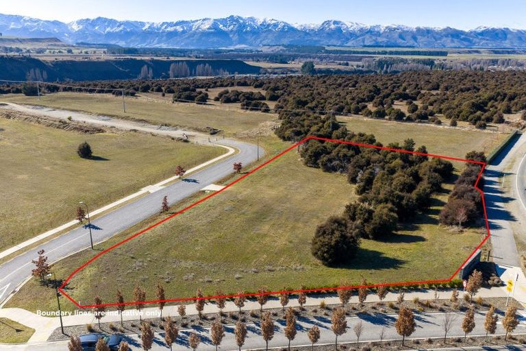 Photo of property in 2 Radiata Drive, Albert Town, 9305