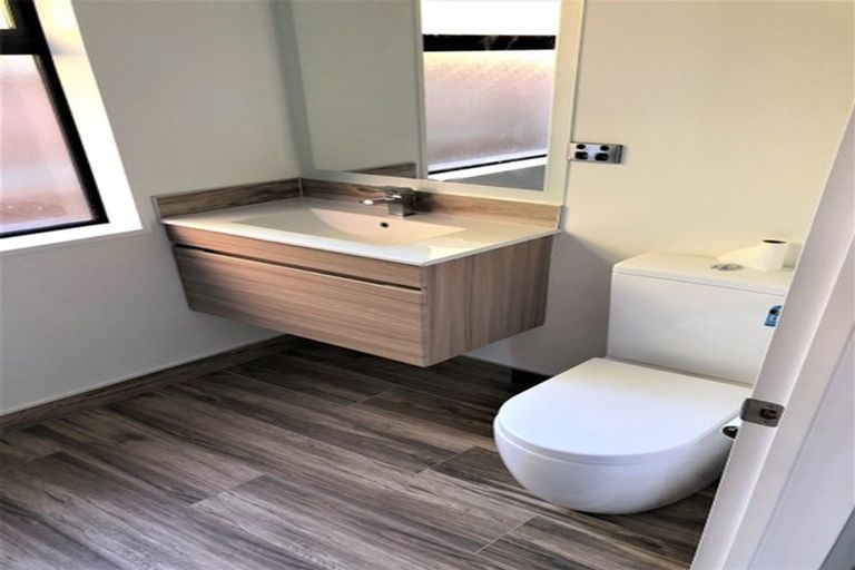 Photo of property in 17 Delph Street, Avonhead, Christchurch, 8042