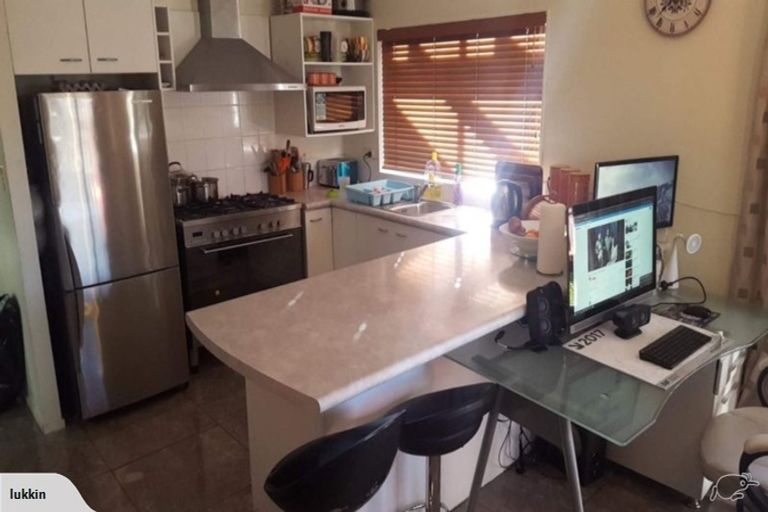 Photo of property in 2/188 Finlayson Avenue, Clendon Park, Auckland, 2103