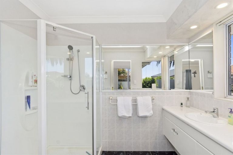 Photo of property in 7 Phoenix Heights, Mount Maunganui, 3116