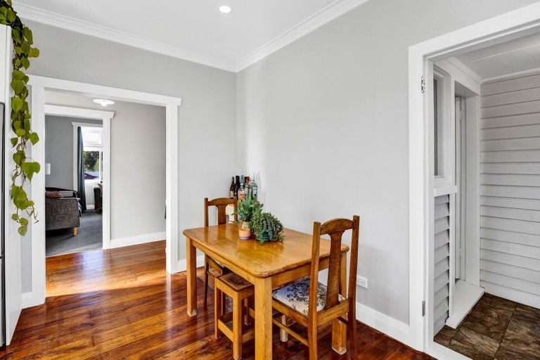 Photo of property in 45 Vogel Street, Hawera, 4610