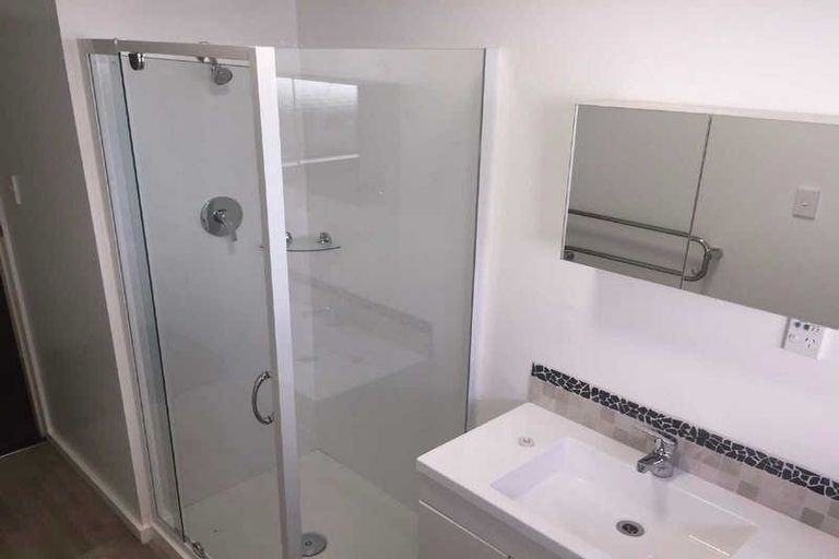 Photo of property in 163a Peverel Street, Riccarton, Christchurch, 8041