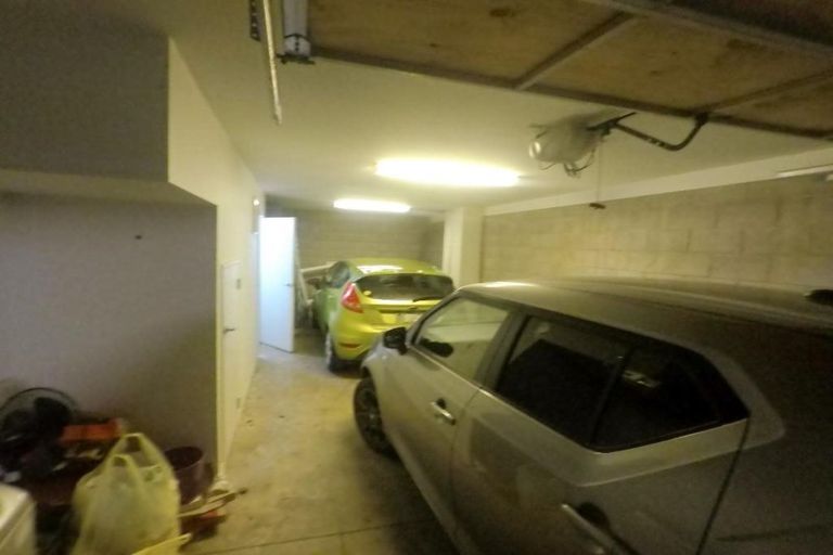 Photo of property in Altar Apartments, 46/120u Rintoul Street, Newtown, Wellington, 6021