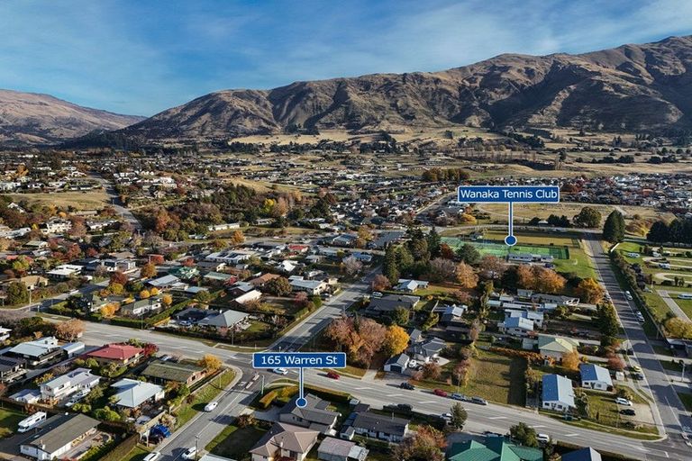 Photo of property in 165 Warren Street, Wanaka, 9305