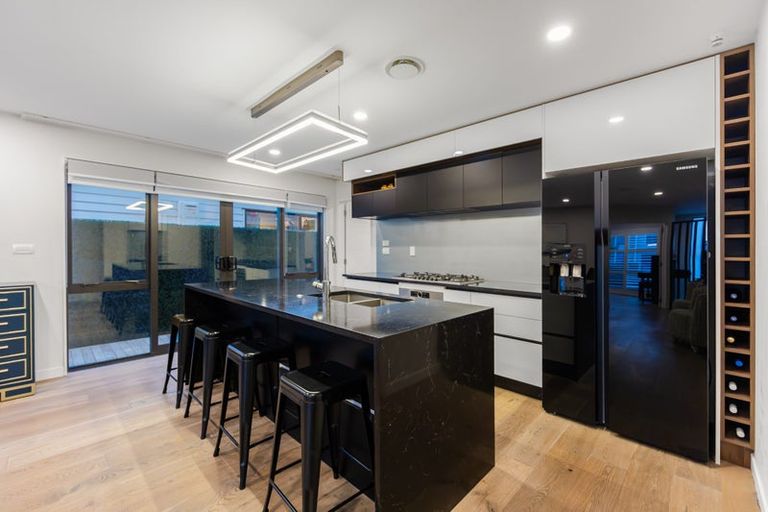 Photo of property in 6 Turutu Place, Long Bay, Auckland, 0630