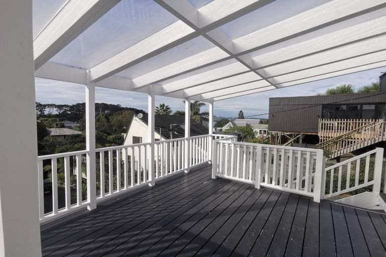 Photo of property in 46 Colonial Road, Birkenhead, Auckland, 0626