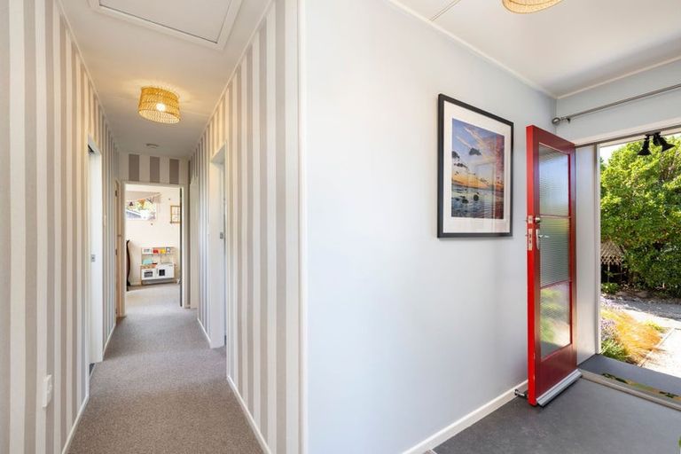 Photo of property in 13 Farrier Grove, Featherston, 5710
