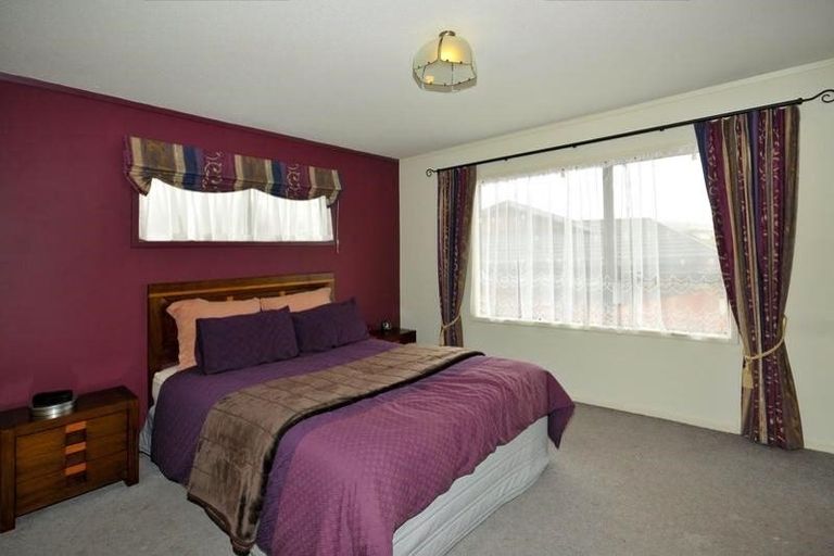 Photo of property in 52f1 Guadeloupe Crescent, Grenada Village, Wellington, 6037