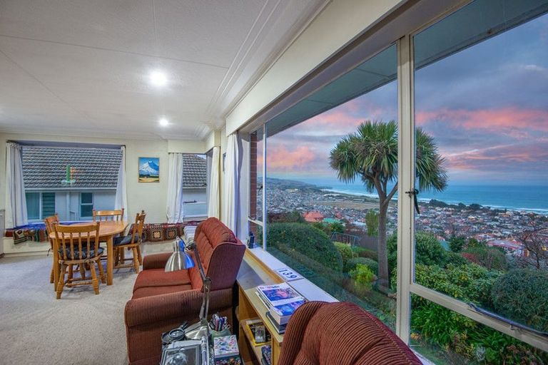 Photo of property in 139 Easther Crescent, Kew, Dunedin, 9012