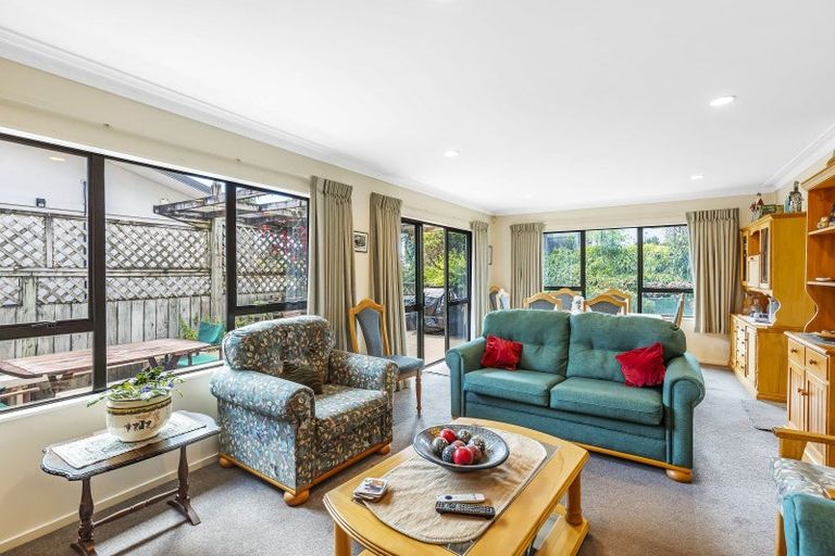 Photo of property in 12 Rua Road, Paraparaumu Beach, Paraparaumu, 5032