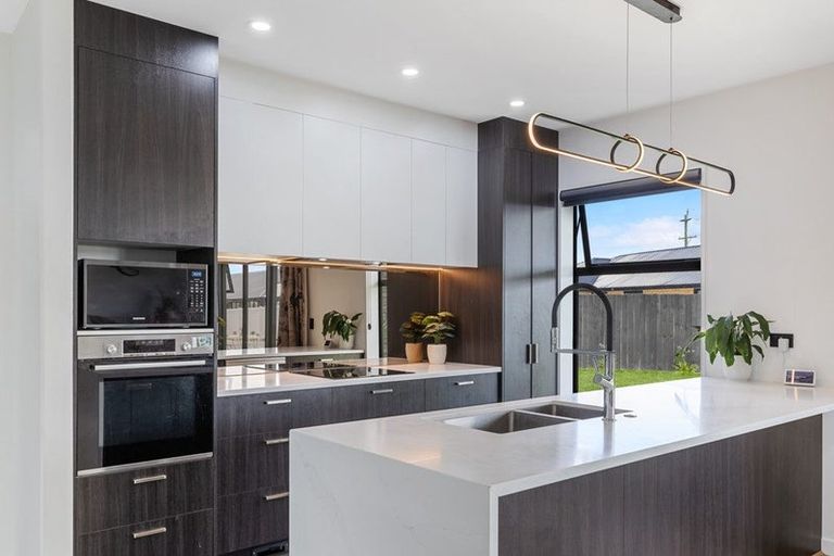 Photo of property in 10 Goodland Place, Rolleston, 7614