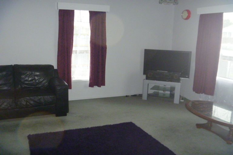 Photo of property in 4 Kirkella Crescent, Mangere East, Auckland, 2024