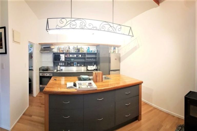 Photo of property in 13-19 Frederick Street, Te Aro, Wellington, 6011
