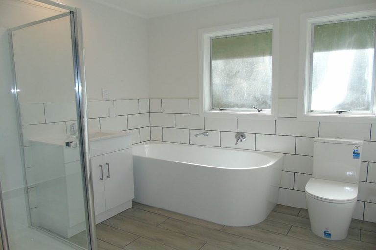 Photo of property in 107 South Karori Road, Karori, Wellington, 6012