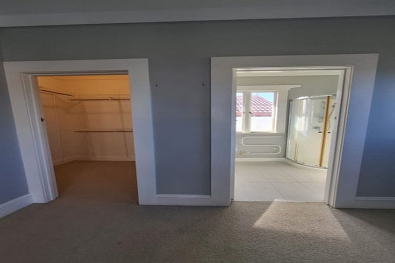 Photo of property in 1/12 Golf Road, New Lynn, Auckland, 0600