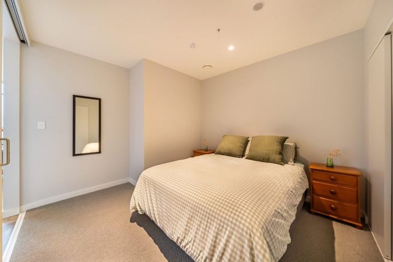 Photo of property in Unit 107,l1, 107/14 Laings Road, Hutt Central, Lower Hutt, 5010