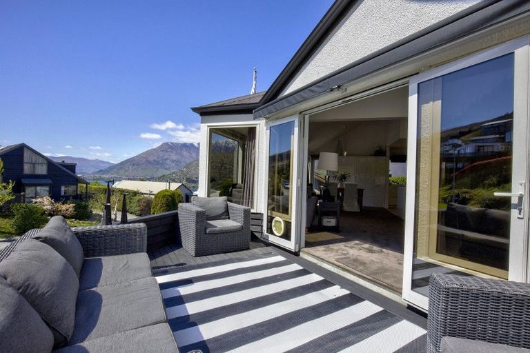 Photo of property in 66 Hensman Road, Queenstown, 9300
